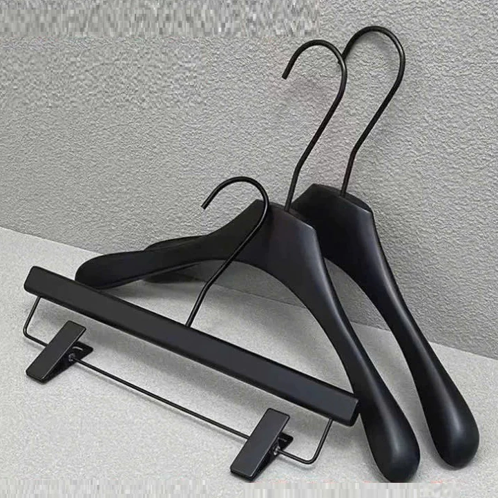 Móc Áo Gỗ Dày 3cm Cao Cấp, Móc Quần Áo Gỗ Màu Đen Dày Kiểu Mới