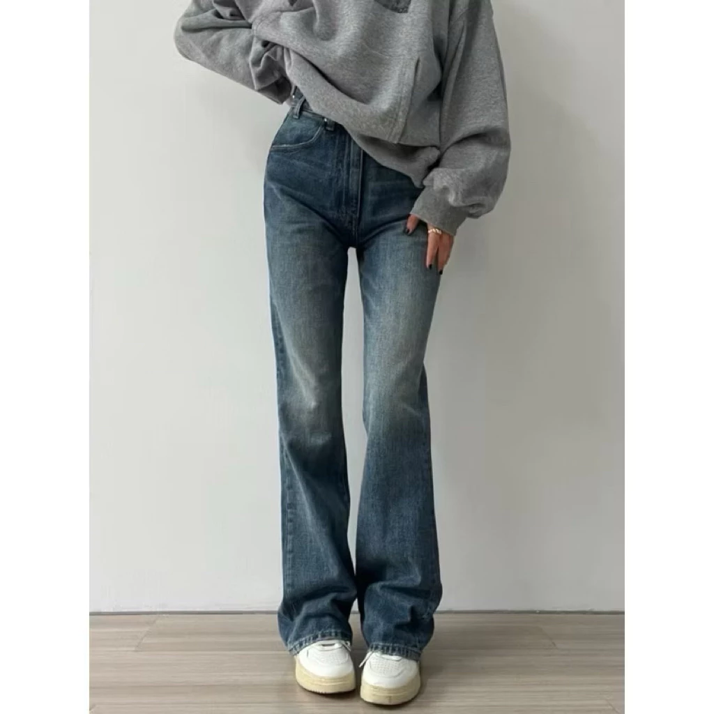 Quần jeans nữ Maika lưng cao ống loe, quần bò xanh cao cấp bassic thời trang phong cách đường phố