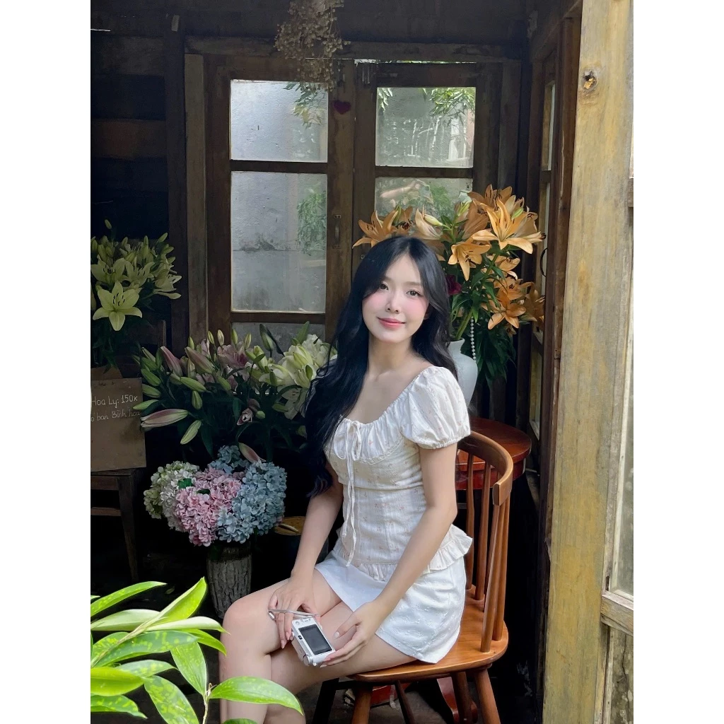 Áo Rút Ngực Phối Ren Lai Bèo [Một Mẩu House]