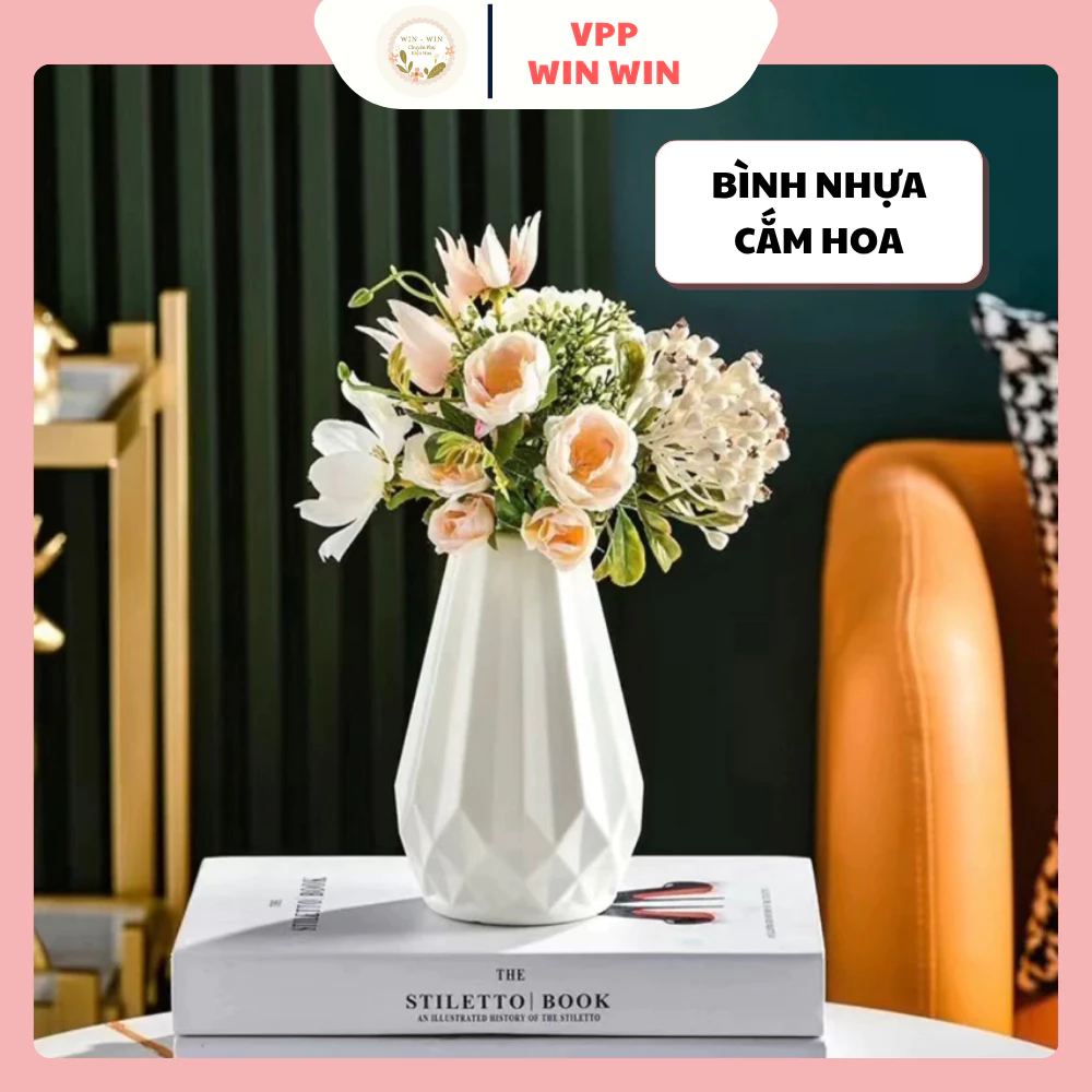 Bình Nhựa Cắm Hoa, Bình Nhựa Cứng Chắc Chắn Dễ Sử Dụng