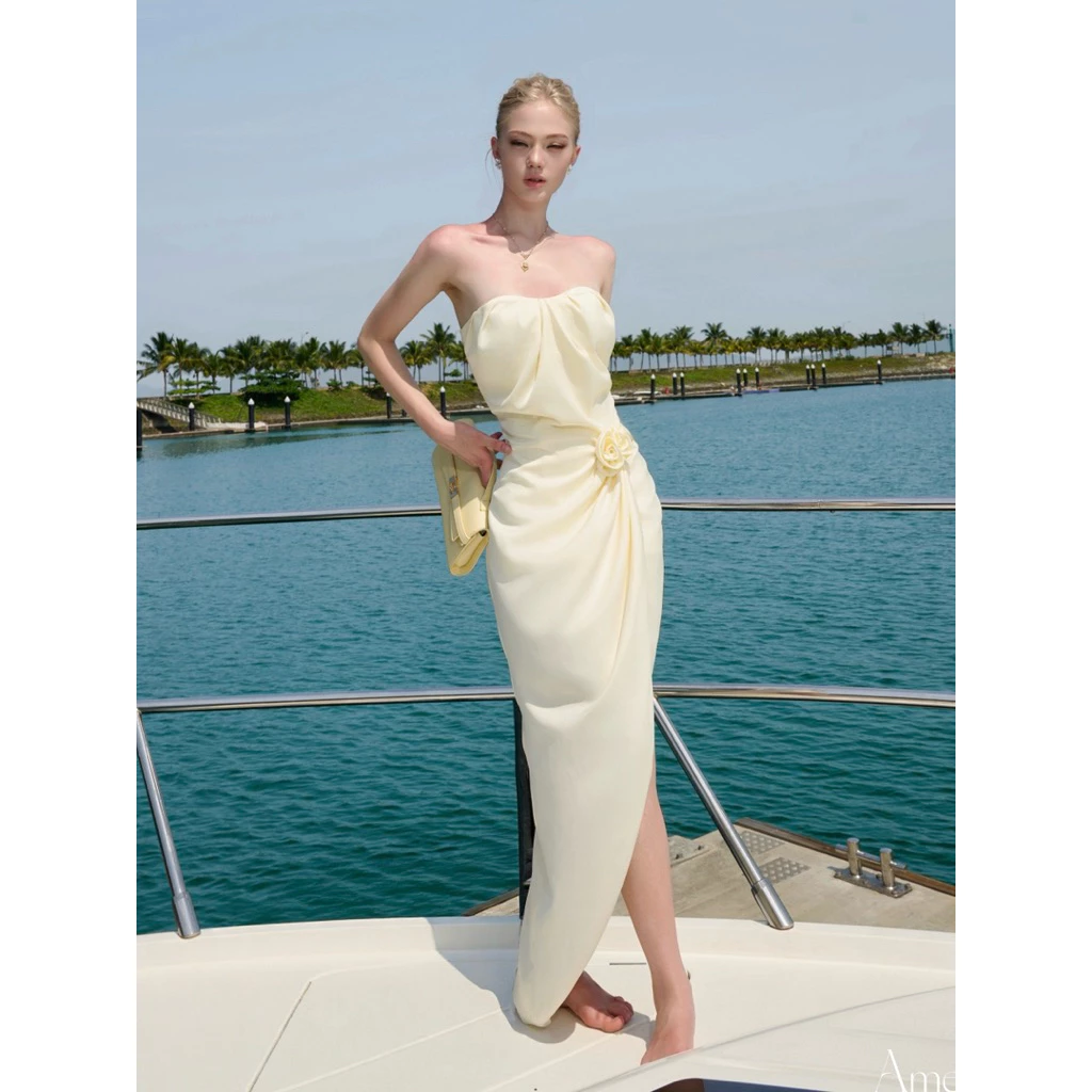 AMELIE - Váy cúp ngực xẻ tà đính hoa phần eo - Leilani dress Ame639