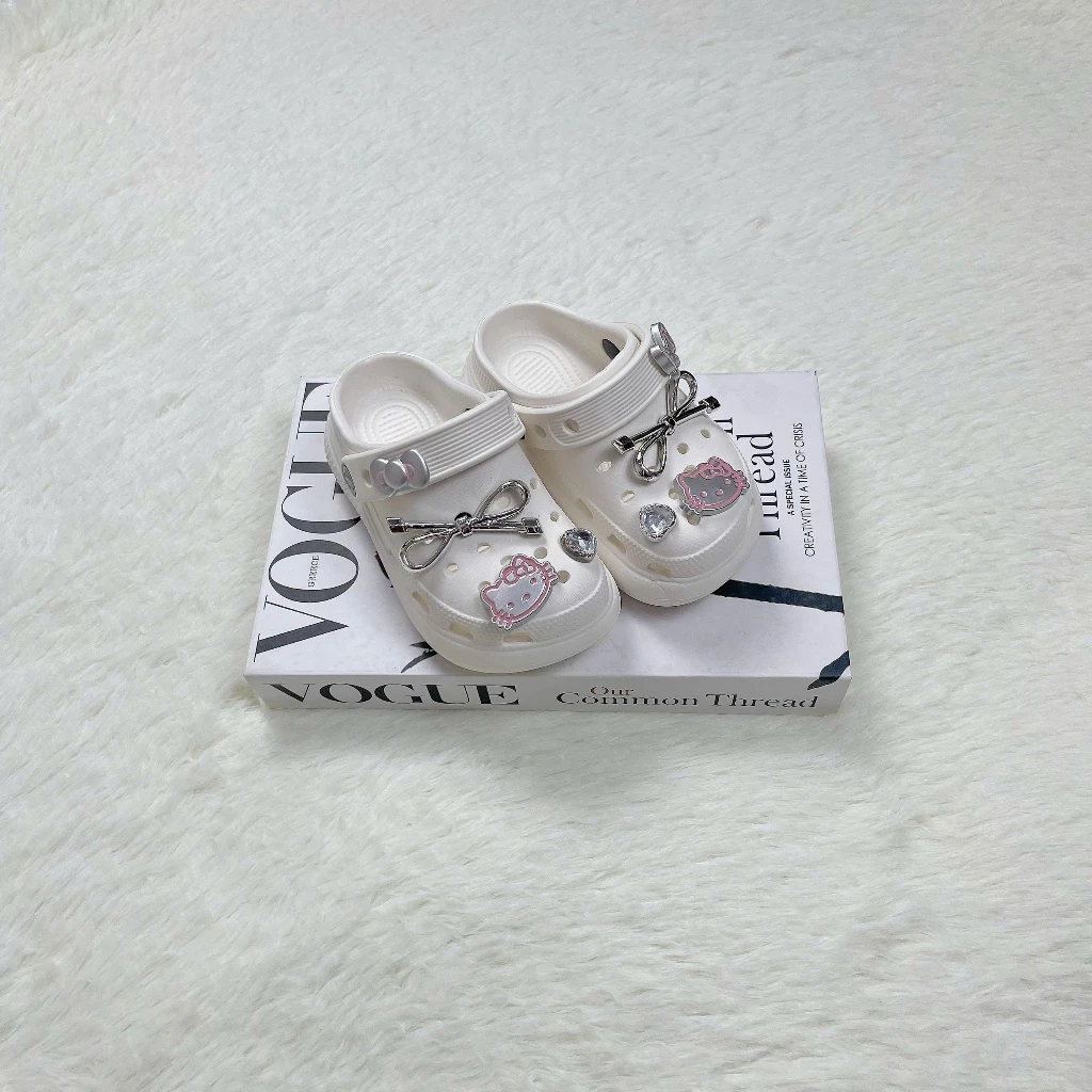 Dép sục cho bé gái đế bánh mỳ cao 3cm, dép cross trẻ em TẶNG kèm sticker dễ thương (317)