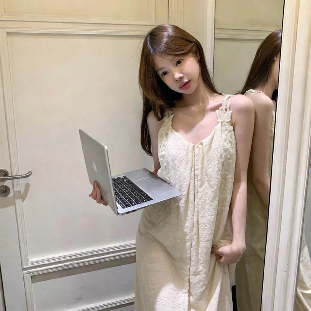 𝓓𝓪𝓲𝓵𝓲𝓵𝔂 𝓼𝓱𝓸𝓹 [mút ngực] Đầm trơn đính hoa QC chất cotton mềm mặc ở nhà cho nữ, đầm ngủ phong cách nhẹ nhàng