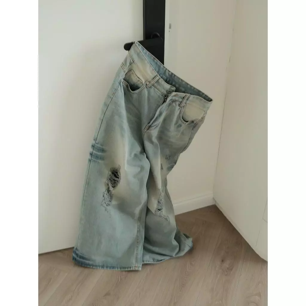 WHOSE x YC1996 CLOUD WASH LOOSE PLEAT JEANS - Quần Jeans Wash Rách Ống Rộng Local Brans Unisex MS 3040