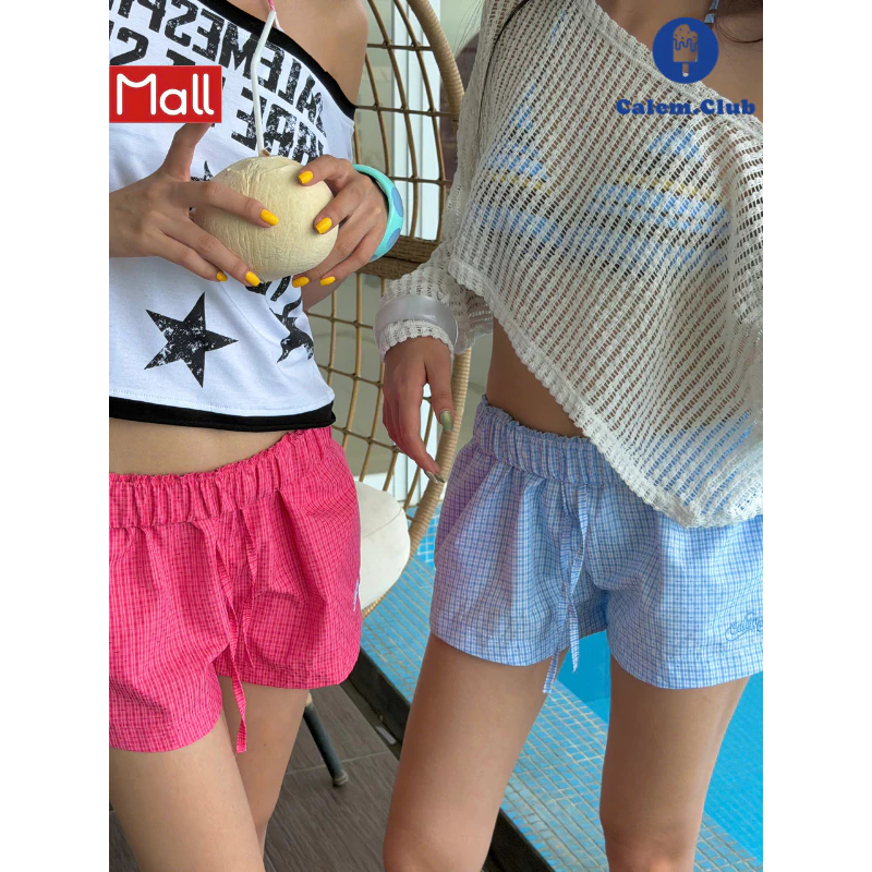 Calem.Club - Quần short nữ Soft Glow chất vải kate họa tiết caro chữ thêu style năng động đi biển