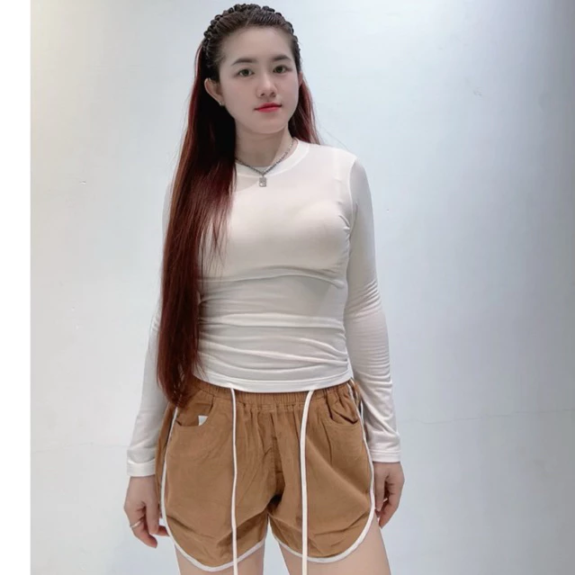 QUẦN ĐÙI VẠC BẦU VIỀN LAI CHẤT VẢI NHUNG GÂN cao cấp màu nâu xinh xắn tôn da