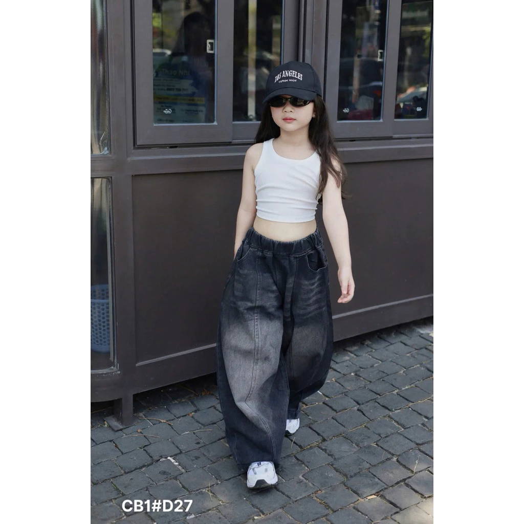 set jean ống rộng phối áo croptop(10-32kg) bé cao 1m30 đổ về