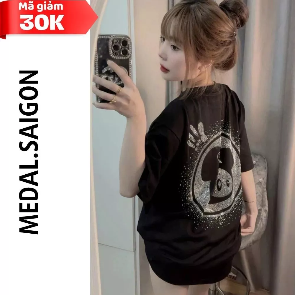 Áo Thun Mickey Đính Đá Graphic Gấu – Form Rộng Unisex Cá Tính, Chất Cotton Thun Lạnh