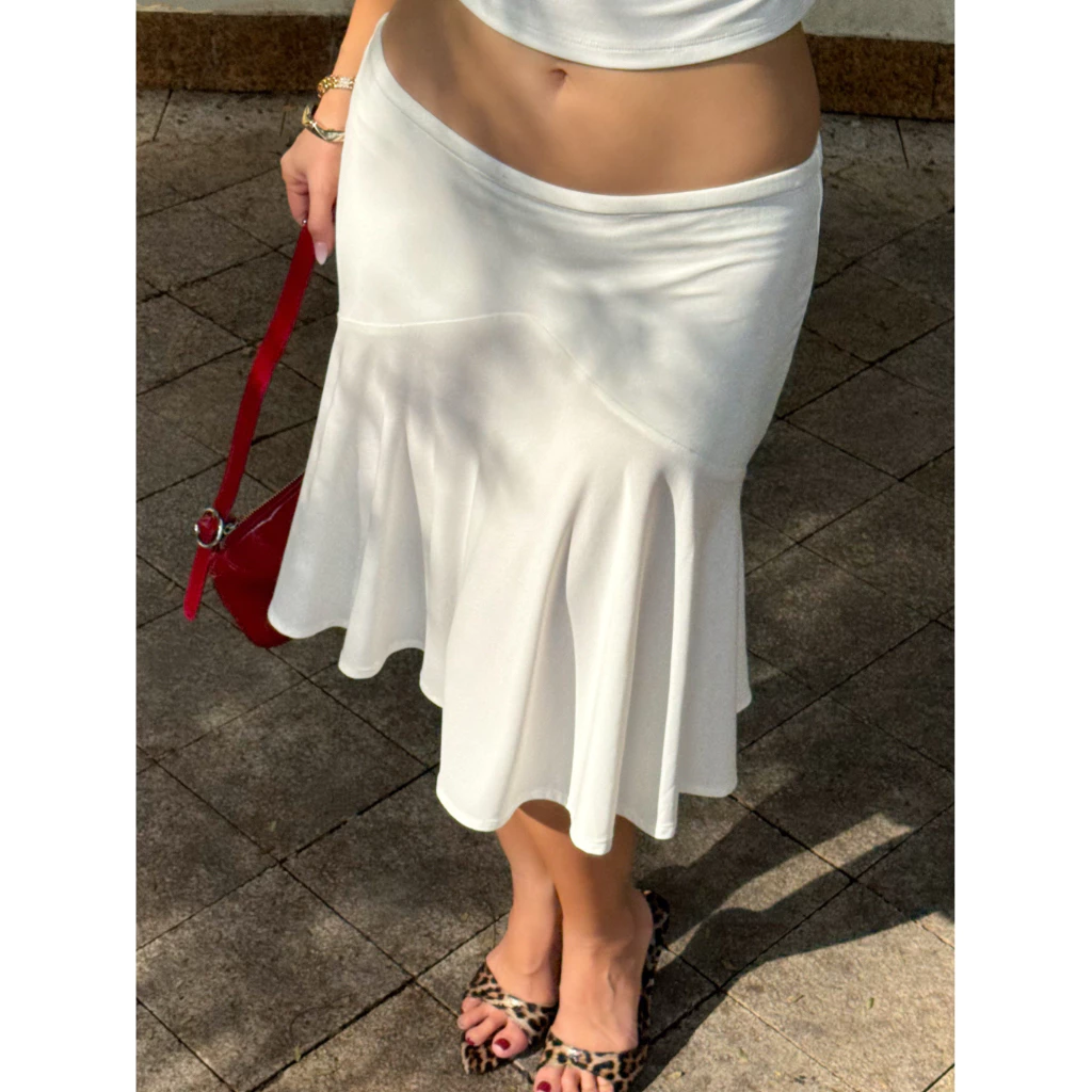 Chân váy midi đuôi cá cạp trễ phong cách city girl | 𝐛𝐚𝐧𝐚𝐧𝐚𝐛𝐮