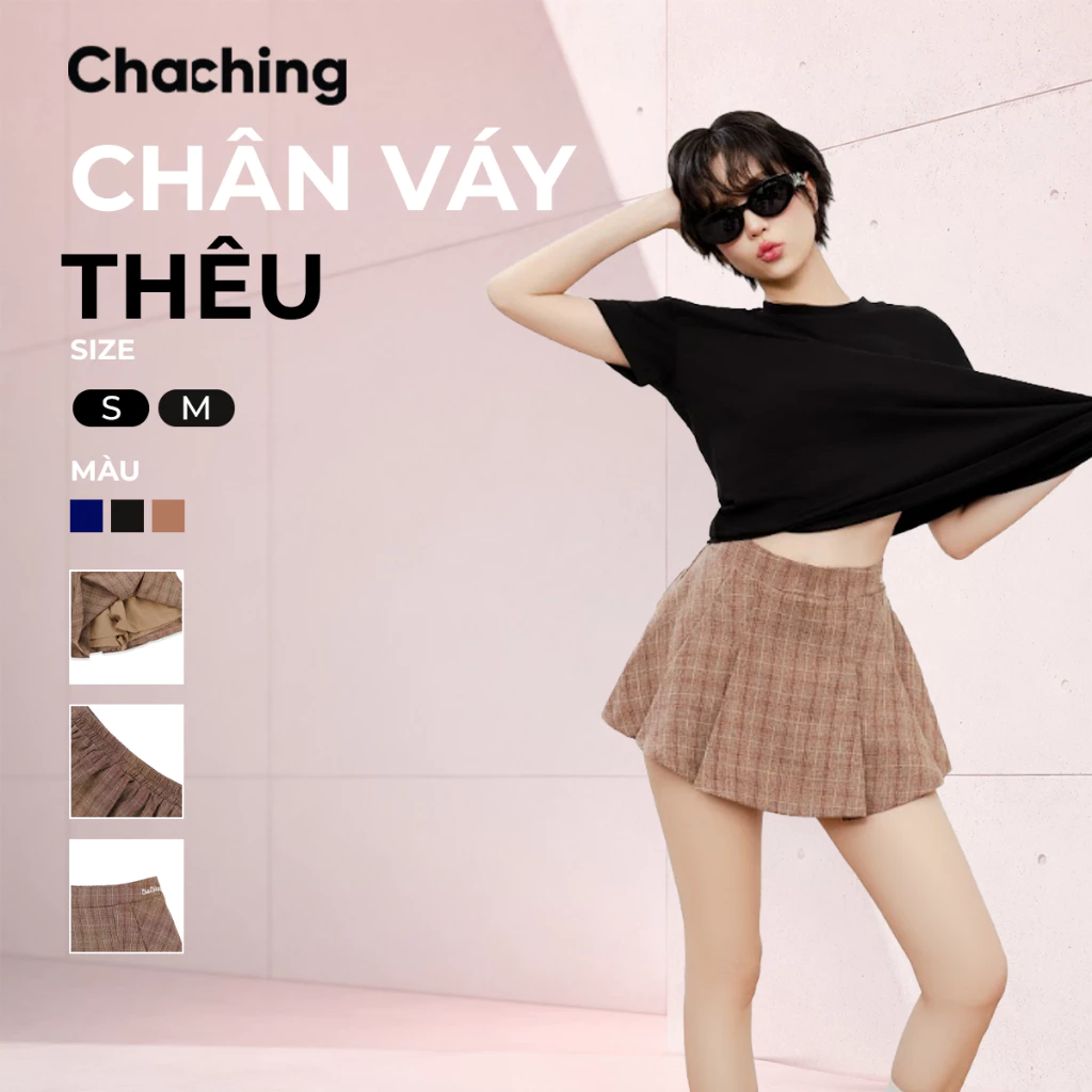 Chân Váy Nữ Thêu Logo Chaching Xếp Ly To, Chân Váy Dáng Xòe, Linen Xước, Váy Ngắn Kèm Quần Bảo Hộ