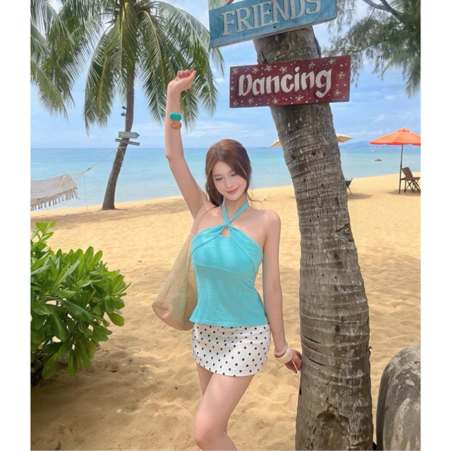 [Twisted Cami] Áo Yếm Cổ Vắt Chéo Màu Xanh Tiffany Nữ Tính Đi Biển, Đi Chơi, Hottrend A08 - CHICBEE