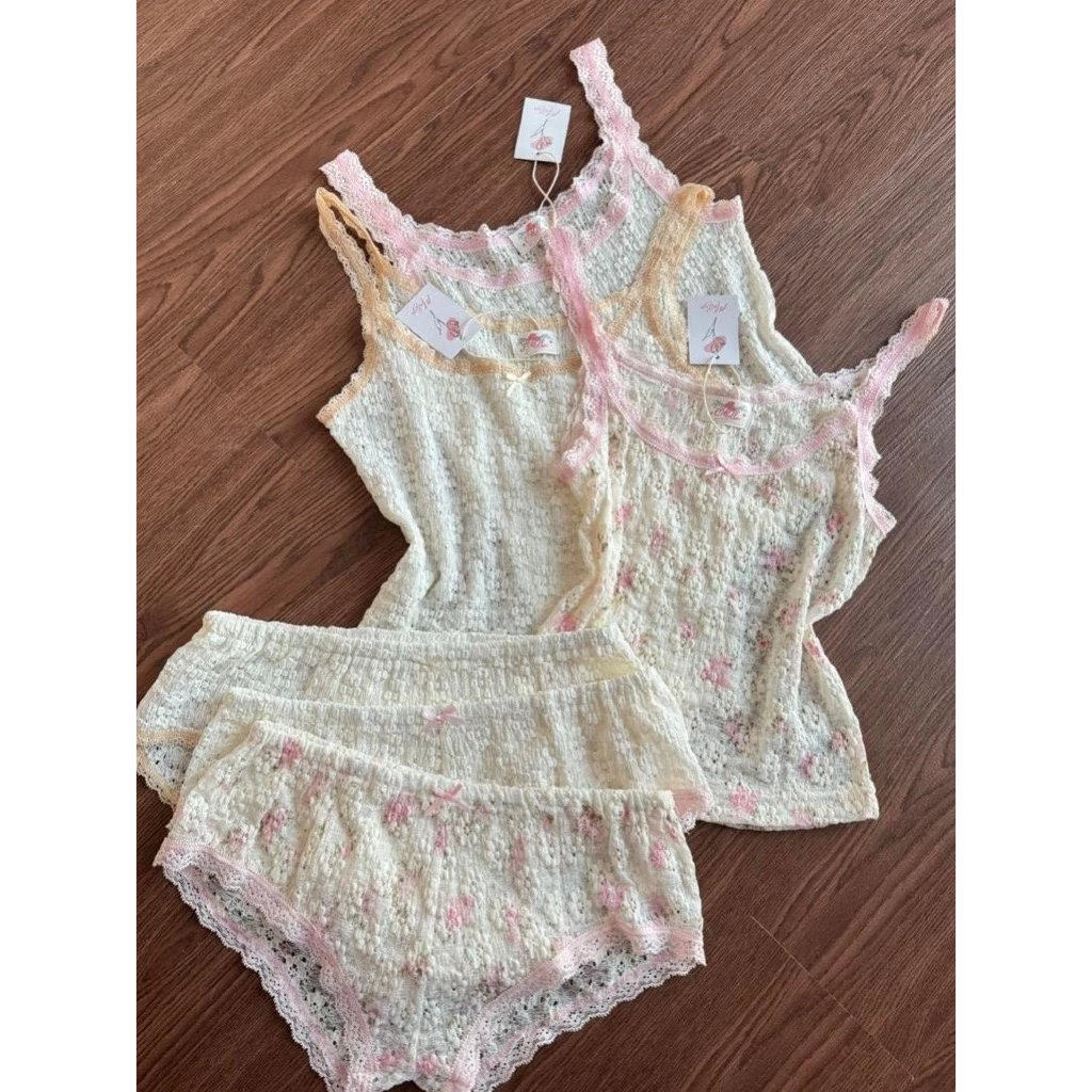 MOLLYE - MOLLY SET| Set đồ bộ ngủ nữ áo hai dây viền ren, quần form “nhỏ” tí hon chất vải mỏng mềm