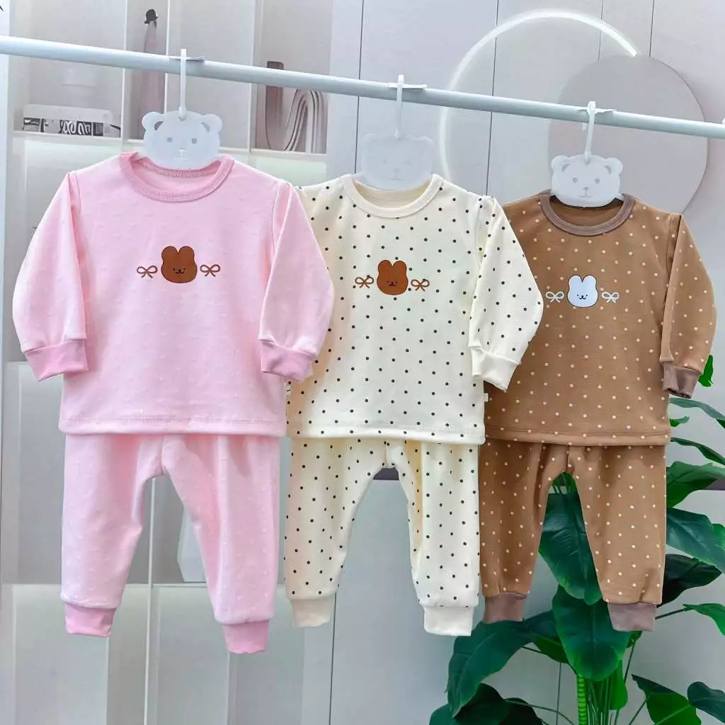 Bộ nỉ chấm bi in thỏ quần can đũng đóng bỉm ấm áp mặc thu đông cho bé gái