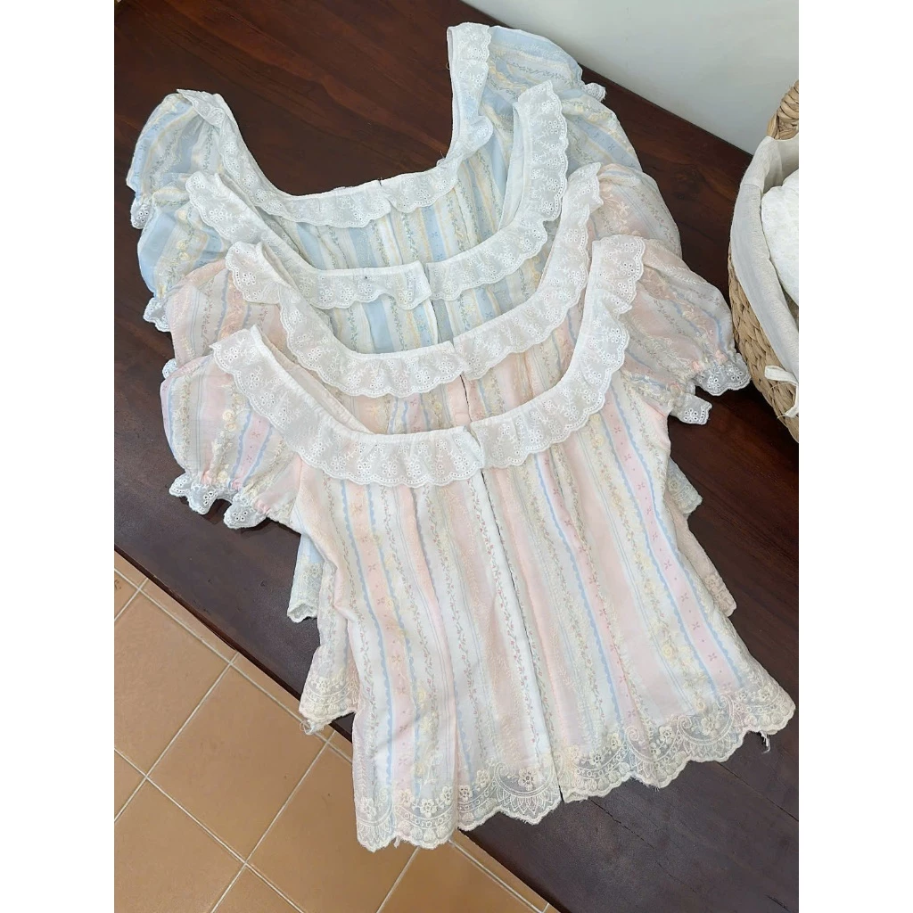Áo Cổ U Bèo Ren Khuy Gài [Một Mẩu House]