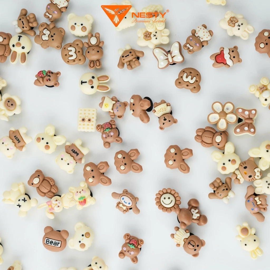[GIAO NGẪU NHIÊN]SET 10 CHARM 3D GẮN DÉP NGẪU NHIÊN TONE NÂU-KEM CHẤT LIỆU NHỰA PVC