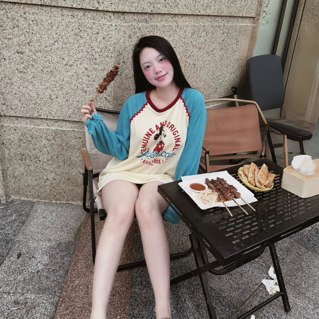 [SẴN] Áo phông giấy dài pha tay xanh mickey - Hàng QC tag maomao (Kèm ảnh fb khách)