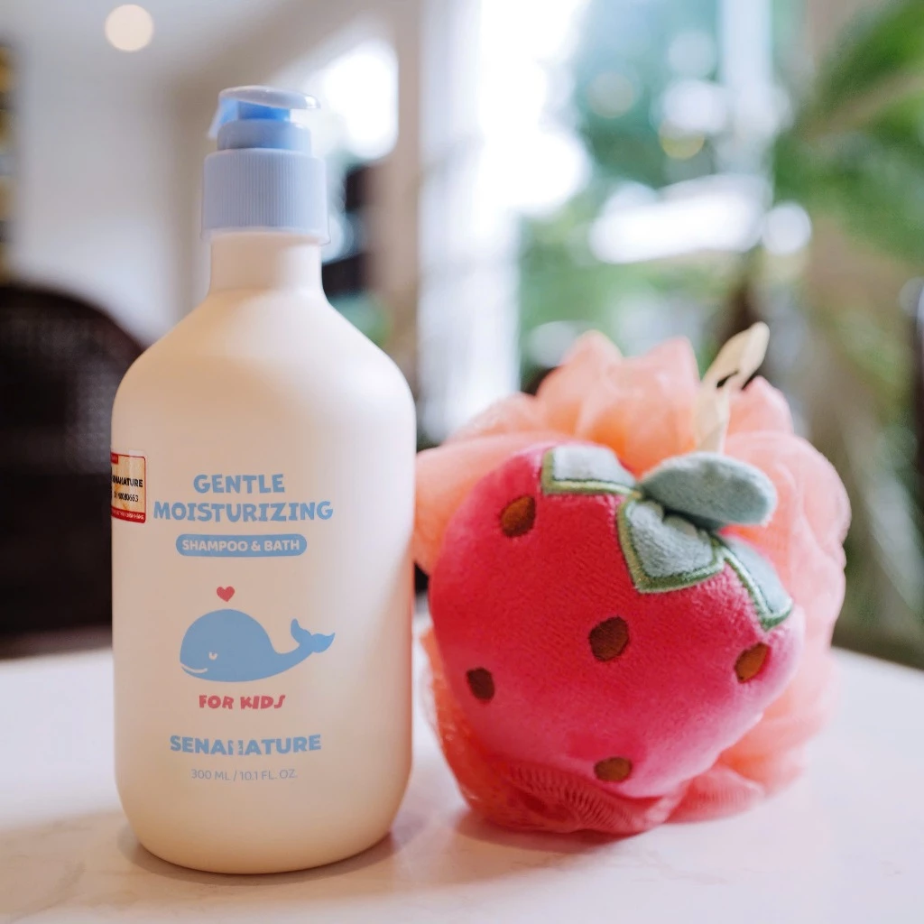 (Tặng Bông Tắm) Sữa Tắm Gội Trẻ Em SENANATURE Gentle Moisturizing Shampoo& Bath 300ml