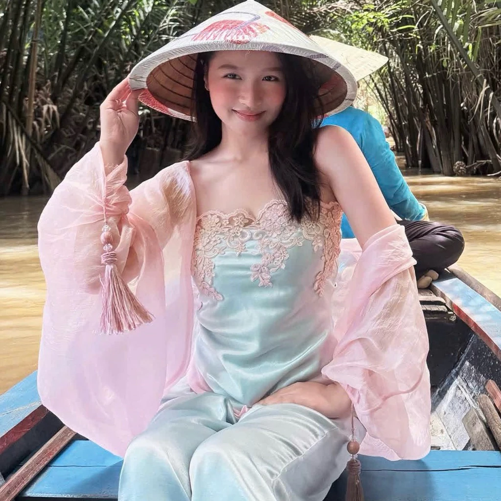 688 - Áo Cúp Ngực Phối Ren Cao Cấp