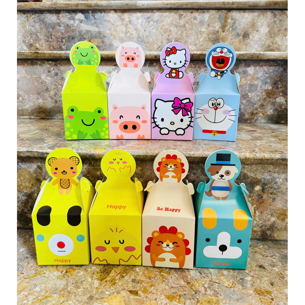 sỉ 100 hộp 3D đựng quà cho bé iu ( kích thước 8,5cmx8,5cm)
