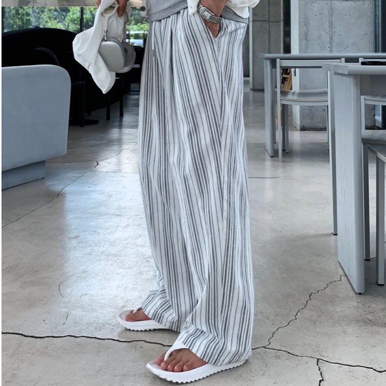Quần Linen Nam Dài Ống Suông Kẻ Sọc Cạp Chun Trẻ Trung Vesca D37
