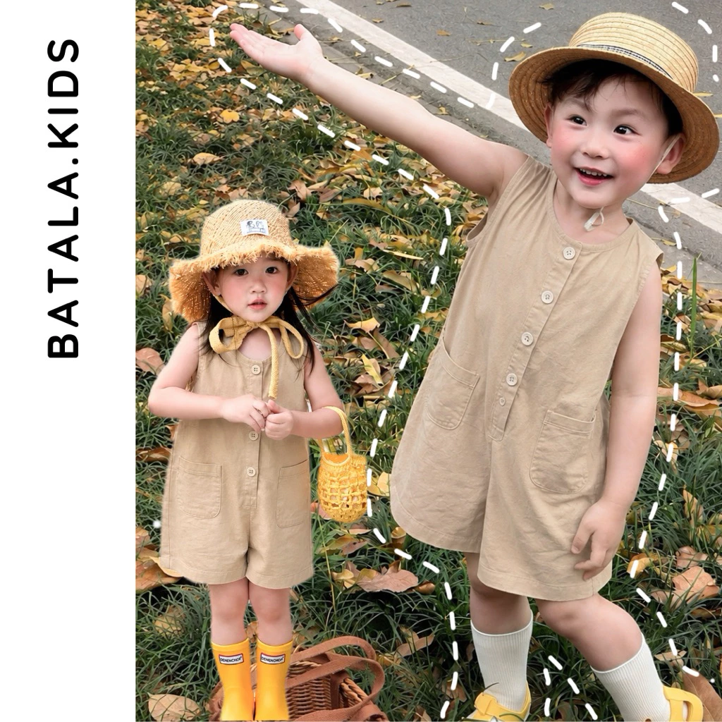 Yếm kaki cho bé trai bé gái Batala Kids, YẾM KAKI CÚC NẸP NÂU NHẠT cho bé trai bé gái Hàn Quốc cho bé từ 9- 25kg