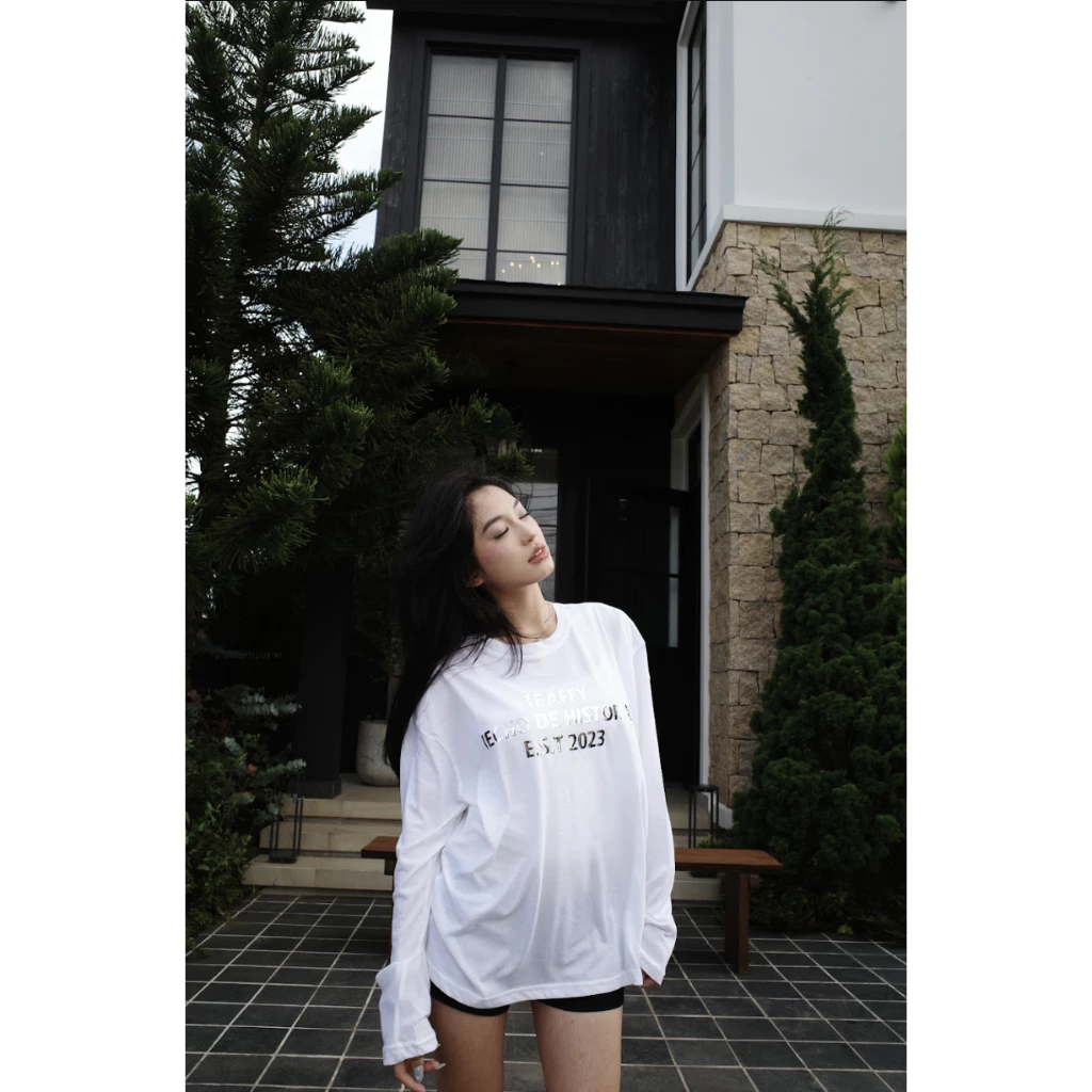 Áo Thun Giấy Chữ Tráng Gương Tay Dài TRAFFY "ORIGIN 23" Form Rộng Cotton Mỏng Mịn 150gsm Unisex