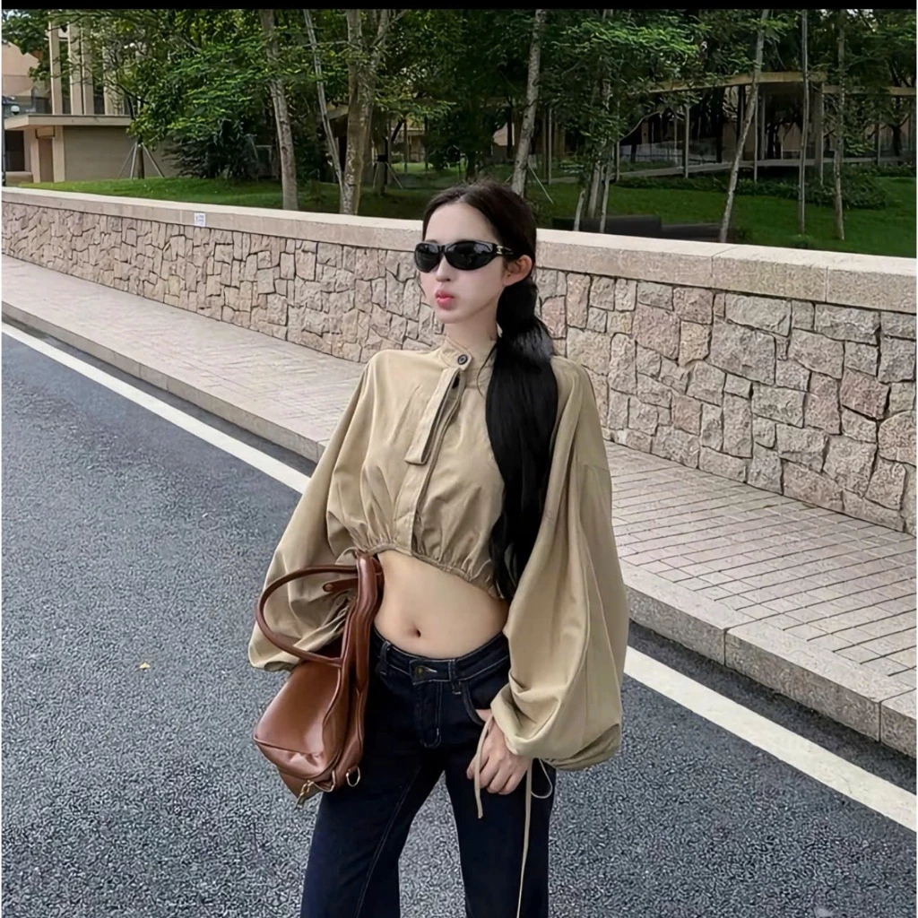 AO16083- ÁO KAKI CROPTOP TAY DÀI DÚM CỔ TÀU CAO NỮ