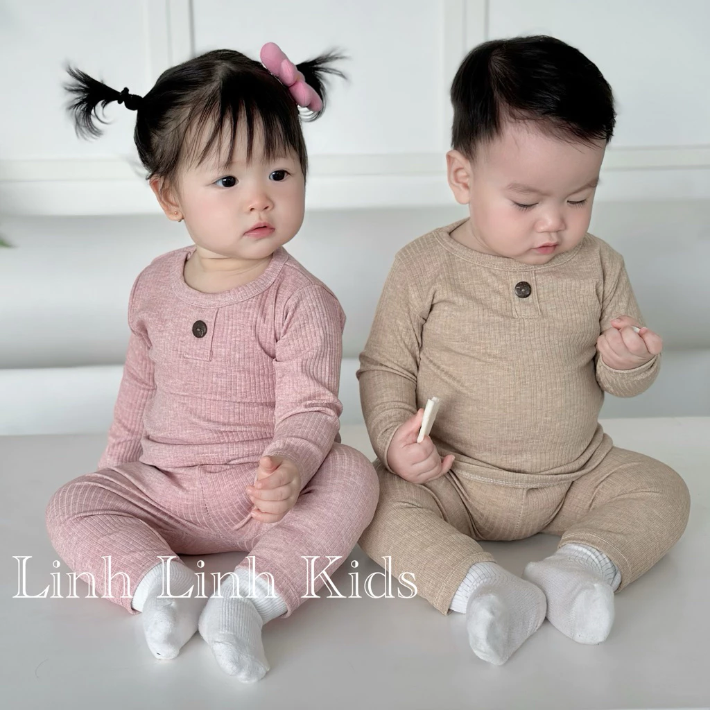 Bộ Len QC Cao Cấp Cho Bé – Set Đồ Trẻ Em Phong Cách Hàn Quốc, Mềm Mịn, Basic