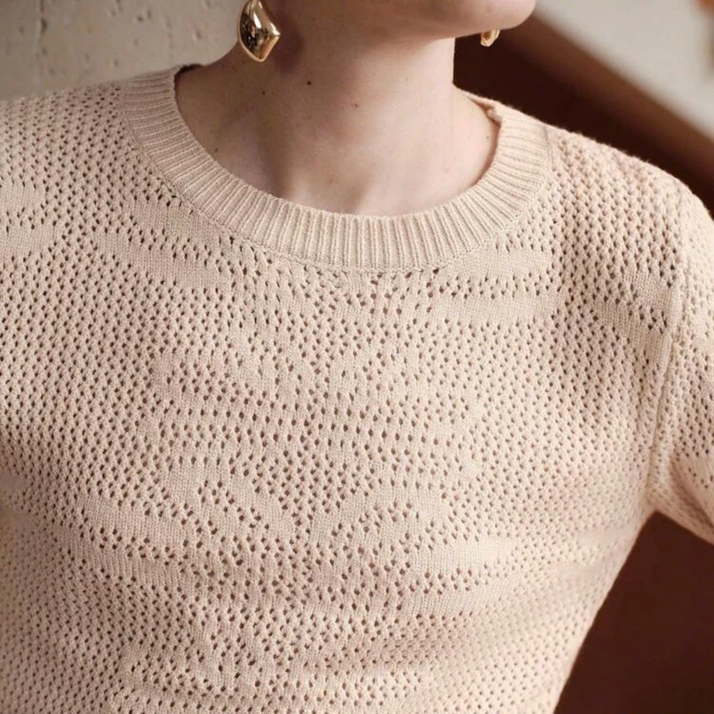 [HÀNG CÓ SẴN] Áo len dài tay lỗ Nude - ALISA