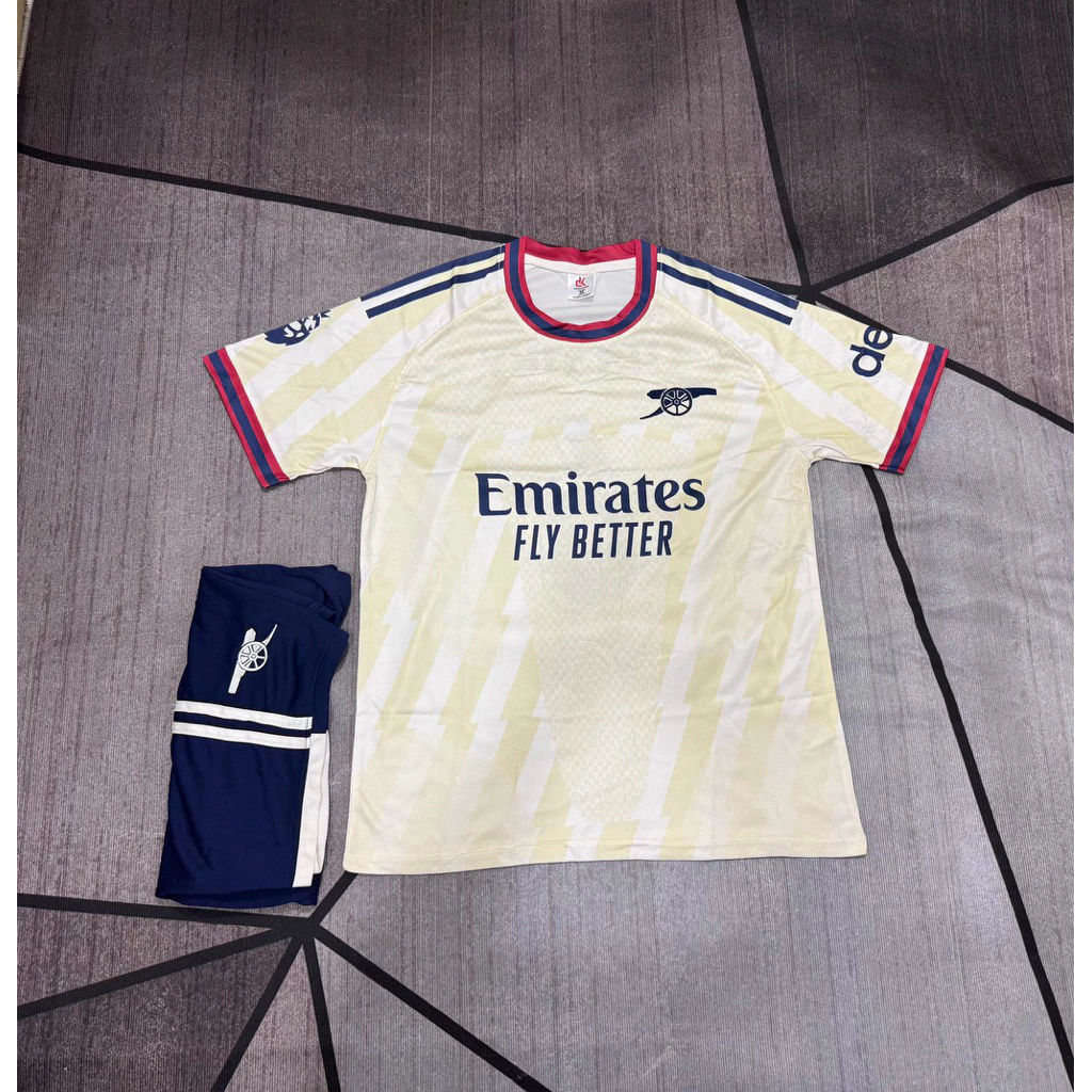 Bộ Quần Áo Đá Banh Arsenal Kem Hp (Nhận In Tên Số) thun mè kim Cao Cấp Logo Thêu Unisex Top Sporo
