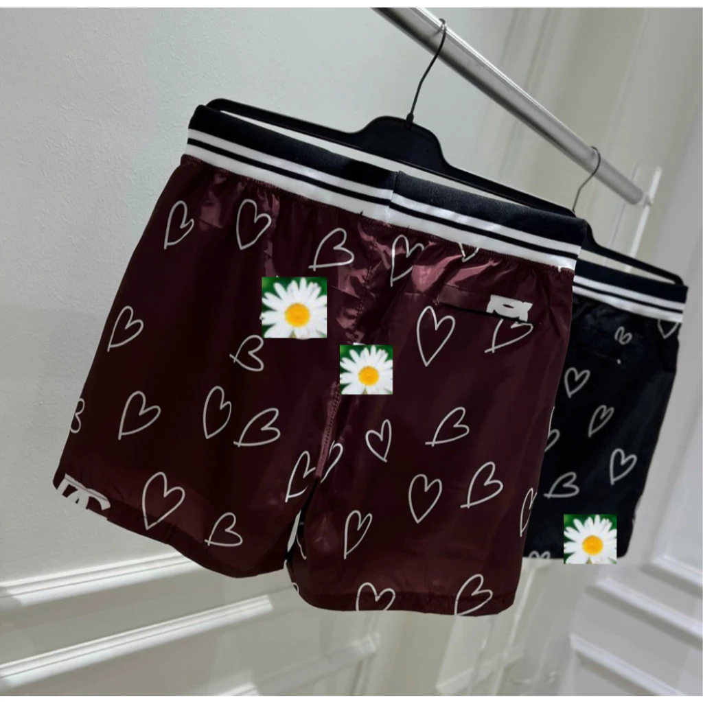 Quần Short Gió Nam Đô Cờ Trái Tim Phối Cạp Chun dệt chữ Đơn Giản - Quần Cộc Siêu Cấp Mặc Đi Biển  Đi Chơi Cực Phố 2026
