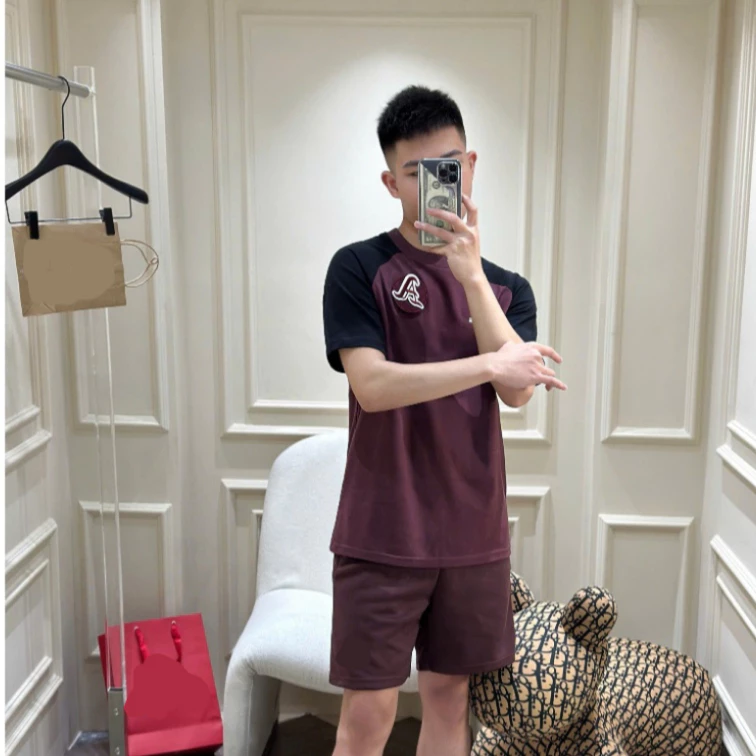 Bộ quần áo thể thao AD in logo nổi trước ngực cực kì tinh tế chất liệu coton co dãn mát mẻ neww 2026