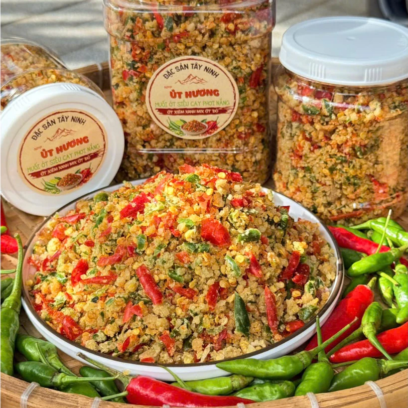 MUỐI ỚT PHƠI NẮNG SIÊU CAY ( muối ớt xanh mix ớt đỏ )- (chay ) đặc sản tây ninh     XX02