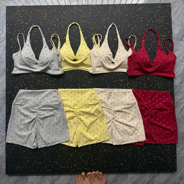 SET ĐÙI CHẤM BI - ÁO BRA XOẮN S15 Chất LULU Co Dãn Tập Gym-Yoga-Aerobic-Chạy bộ-Đạp xe GYMMY ( cả áo và quần)