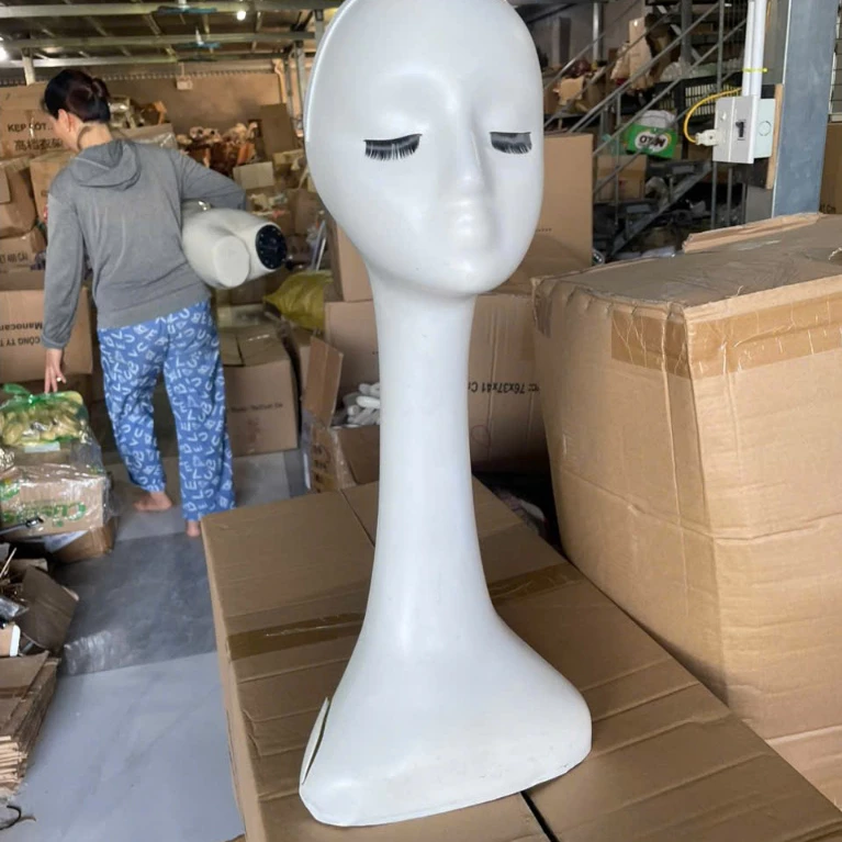 (Thanh lý ) Đầu manocanh trắng cao 57cm dùng đội mũ, đội tóc giả