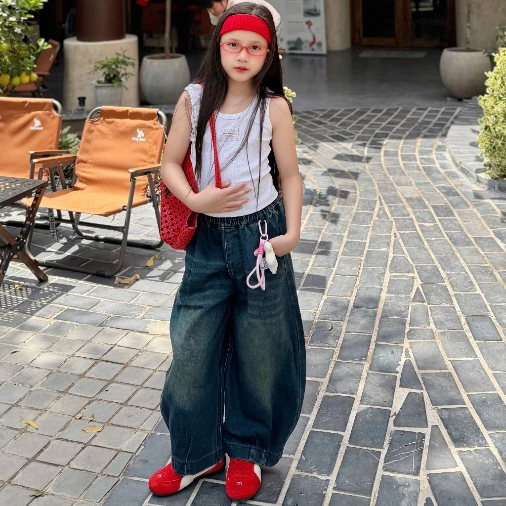 (CHỌN THEO CHIỀU CAO)QUẦN BÒ BÉ GÁI KÈM PHỤ KIỆN, QUẦN JEAN DÁNG BAGGY ỐNG CONG CHO BÉ BOBONTKIDS SIZE 18-50KG B00122