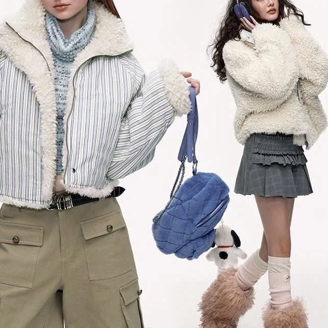 Áo khoác 2 mặt lông cừu và kẻ sọc xanh cổ lọ dáng ngắn mùa thu đông ấm áp - TikTik