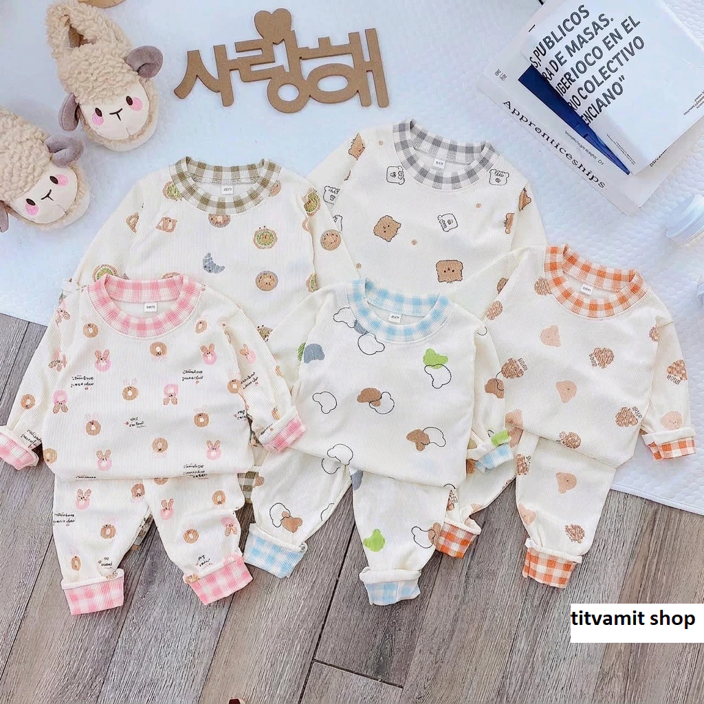 Bộ dài tăm lạnh phối kẻ quần ống bo cho bé