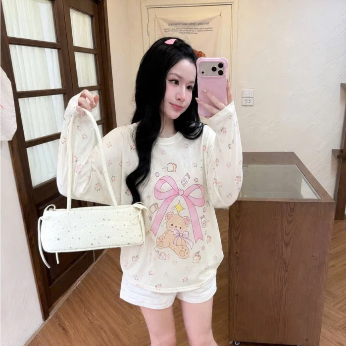 (Hàng QC) Áo Phông Giấy Dài Tay Gấu Hoa Form Rộng - Dài 66cm