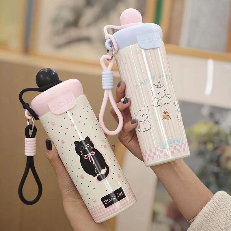 Bình Giữ Nhiệt 600ML Hoạ Tiết Mèo Con Dễ Thương Tặng Móc Khóa Trang Trí