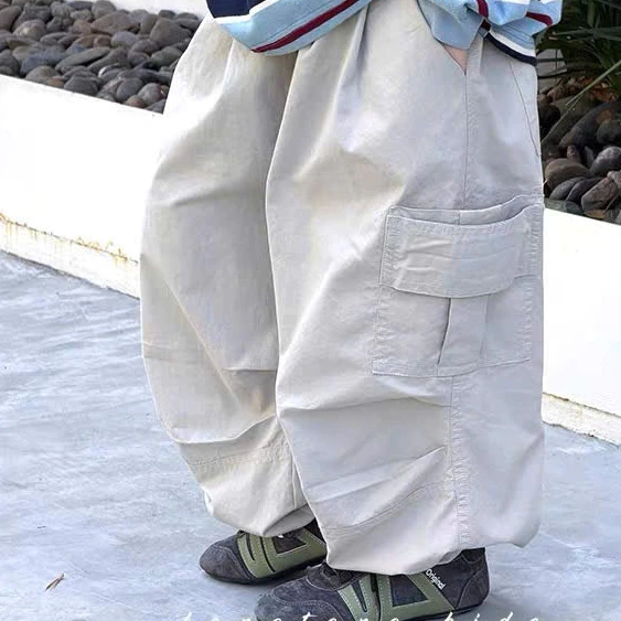 (PHOM RỘNG) QUẦN KAKI TÚI HỘP DÀI,CÓ DÂY RÚT DƯỚI GẤU CHO BÉ TRAI, CHẤT LIỆU KAKI GIẤY HÀN MỊN MÁT SIZE 18-50KG B00123