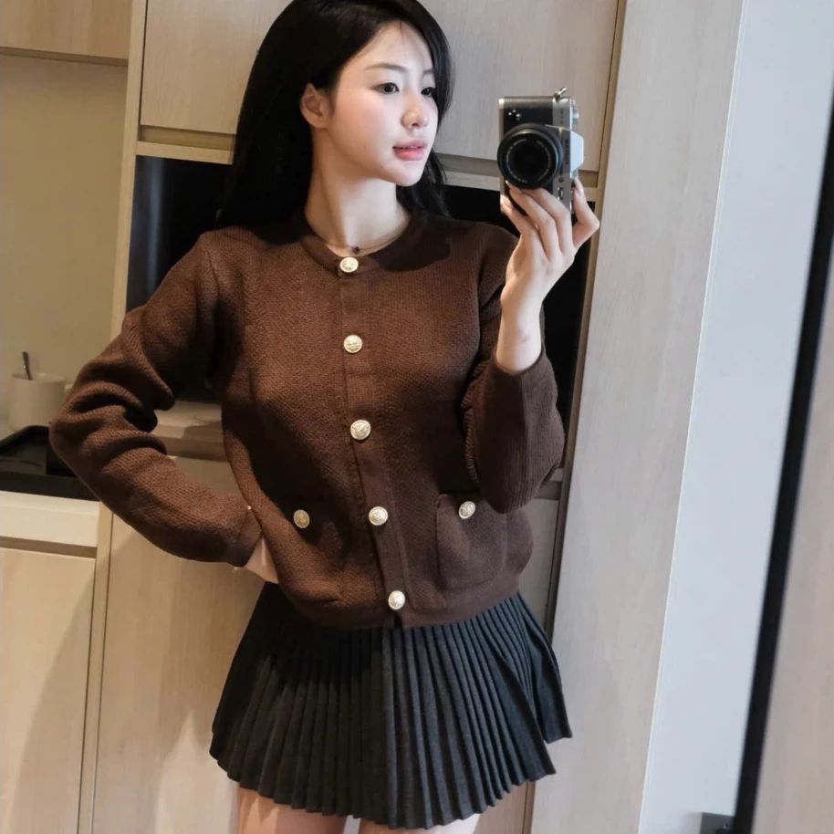 𝓝𝓪_𝓕𝓪𝓼𝓱𝓲𝓸𝓷𝓷 Áo len CDG cúc vàng form vừa style old money hàng QC chuẩn tag Jademaison 🍂 2026