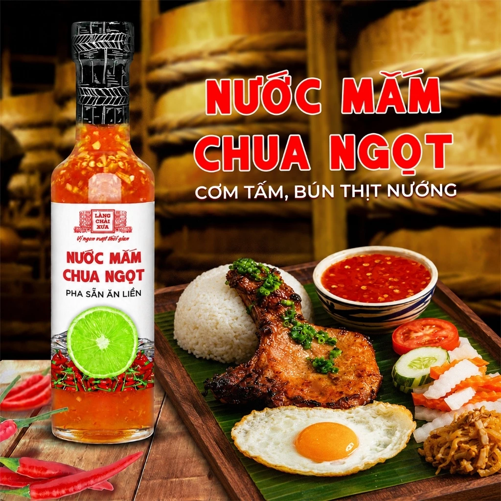 Nước mắm tỏi ớt chua ngọt Làng Chài Xưa chai thuỷ tinh 300g nguyên liệu tươi, thơm ngon đặc biệt