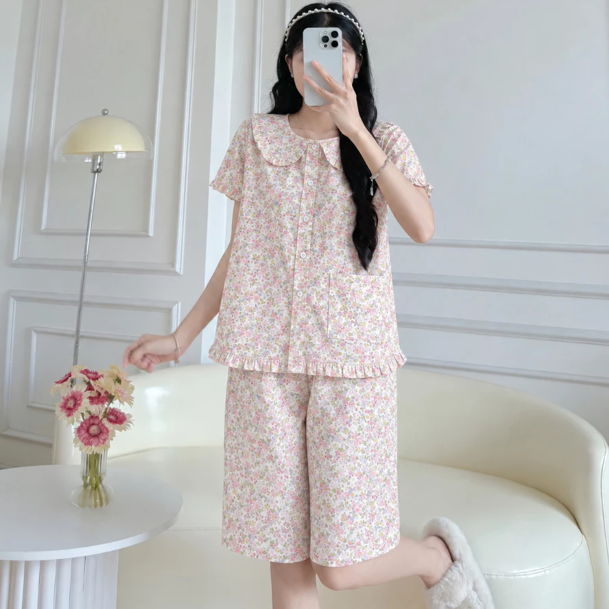 Bộ ngủ quần lửng áo cộc tay cổ sen viền bèo dễ thương Cotton, Xô muslin, Lụa, Đũi, Tôn, Lanh, Kate thô DBTK