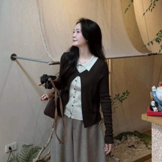 [Steezy] Áo khoác cardigan len cổ polo phối liền 2 lớp mix màu form rộng- KC3515