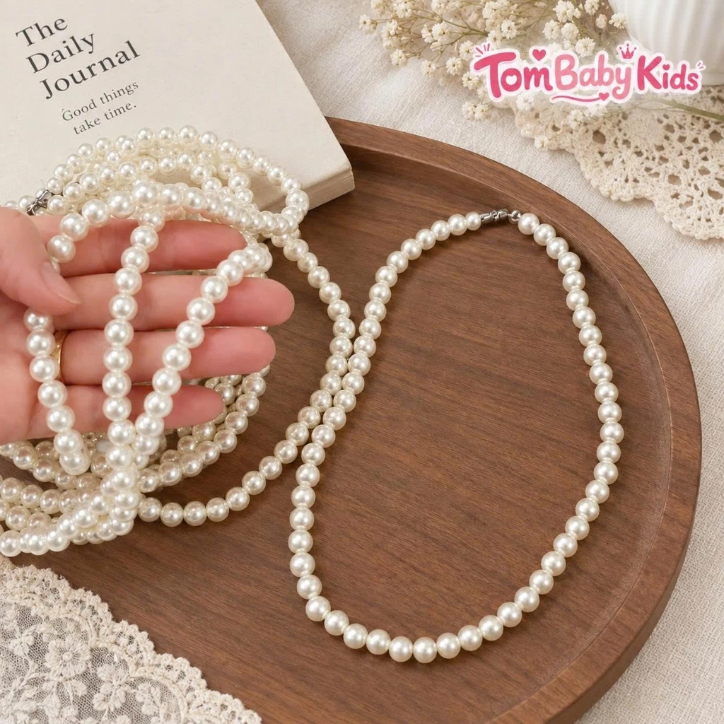 Vòng cổ ngọc trai nhân tạo cho bé gái mặc áo dài cách tân, truyền thống Tom Baby Kids