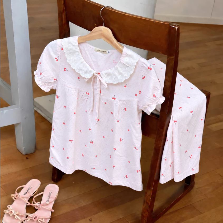 Bộ đồ ngủ babydoll cổ viền ren quần lửng chất liệu đũi mềm mại và thấm hút mồ hôi tốt