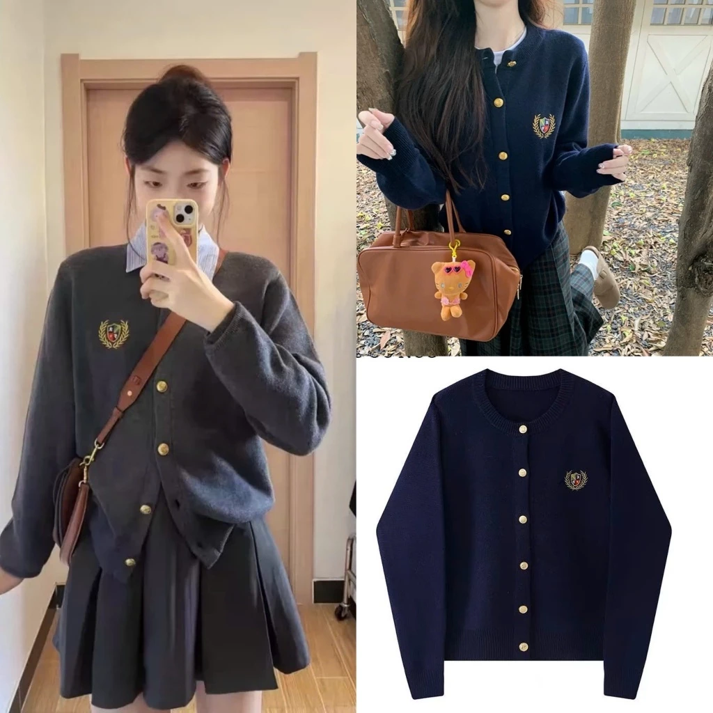 Áo khoác cardigan màu xanh than và ghi phối khuy cài màu vàng kiểu dáng học sinh - TikTik