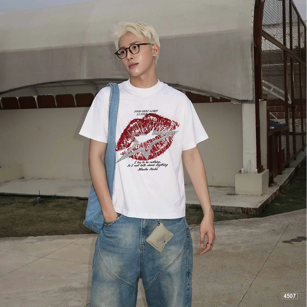 Áo thun nữ boxy Miucho tay ngắn cổ tròn streetwear in mix 4507