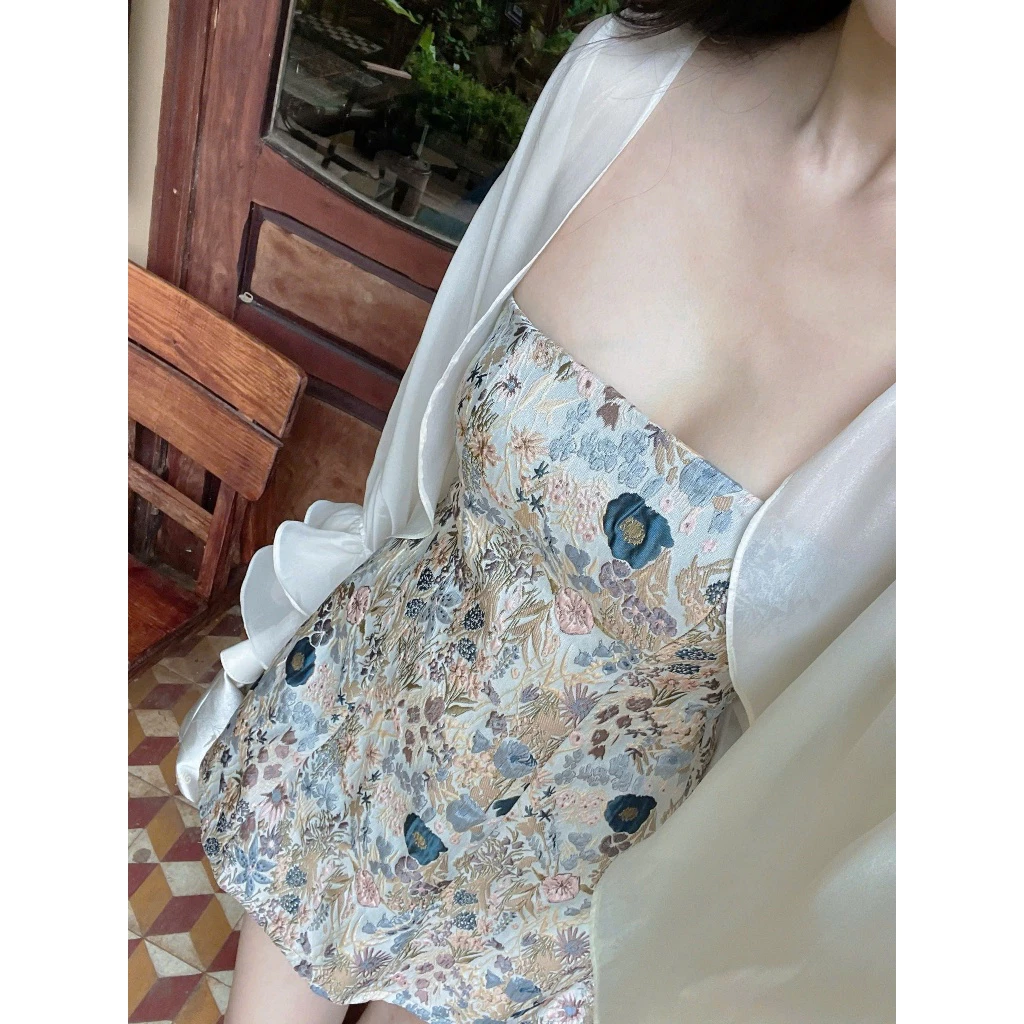 Đầm Gấm Cúp Ngực [Một Mẩu House]